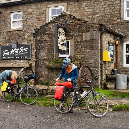 The Tan Hill Inn Keld Exterior photo